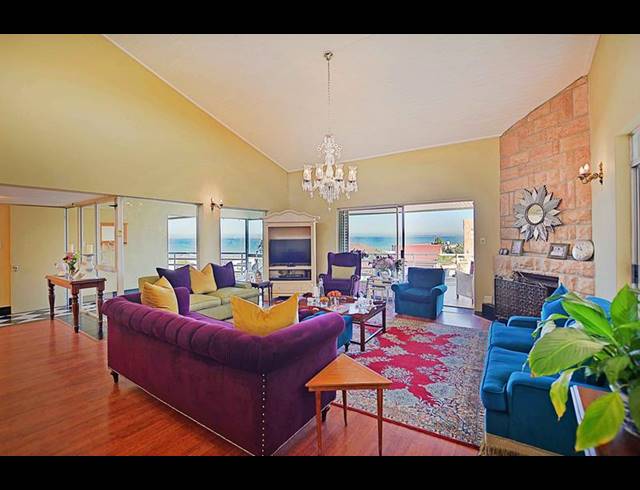 4 BEDROOM HOUSE FOR SALE IN BLOUBERGSTRAND